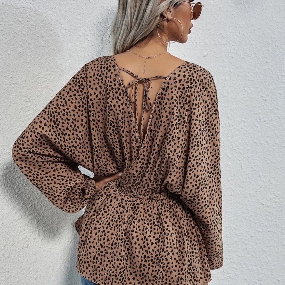 Oversized vneck dalmatian print batwing sleeve top - Picture 4 of 5